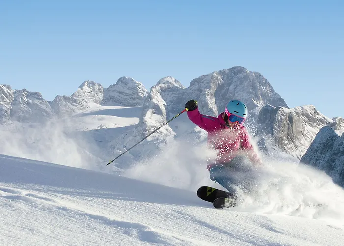 St. Georg 상트마틴암테넨게비르게